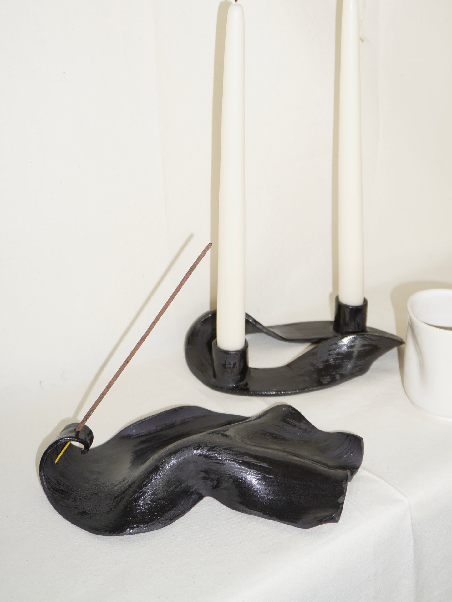'Fluiform' Signature Tray