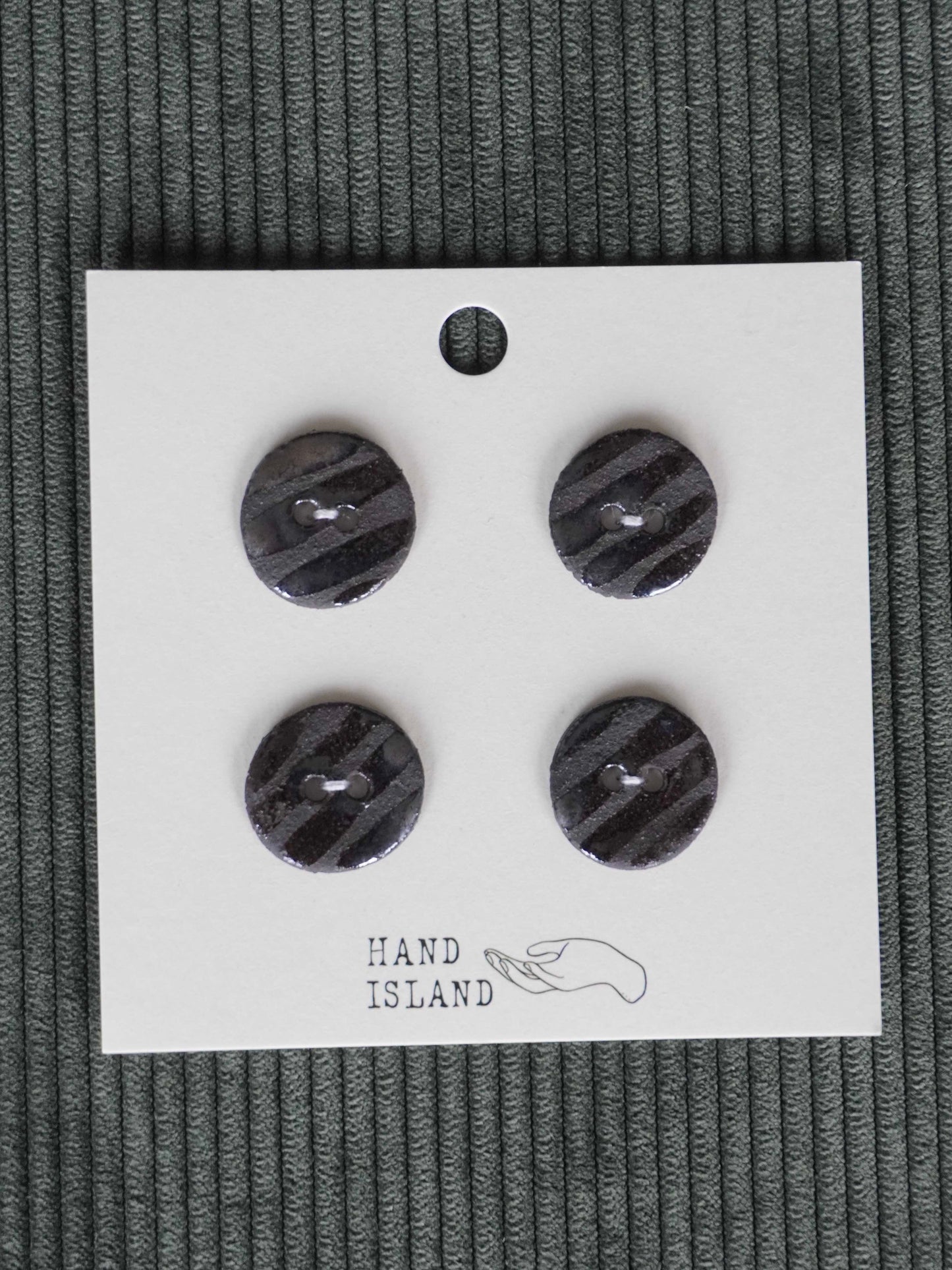Irregular Round - Stripes Metalic