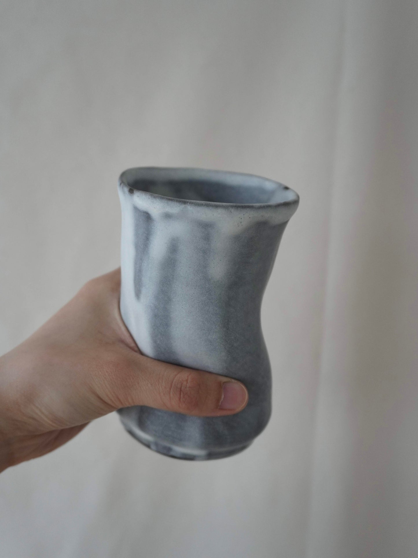 'Fluiform' SOFT mug