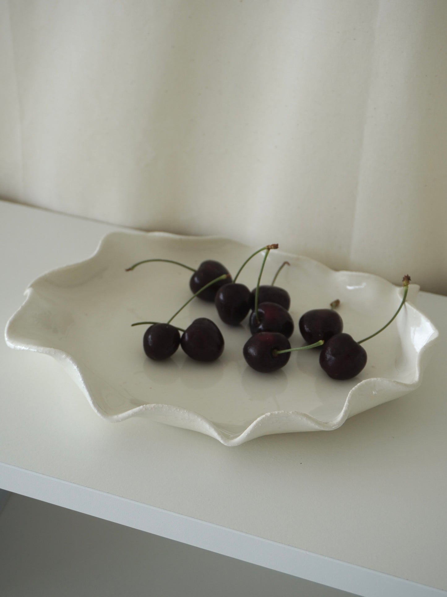 'Fluiform' SOFT sharing plate NO.1